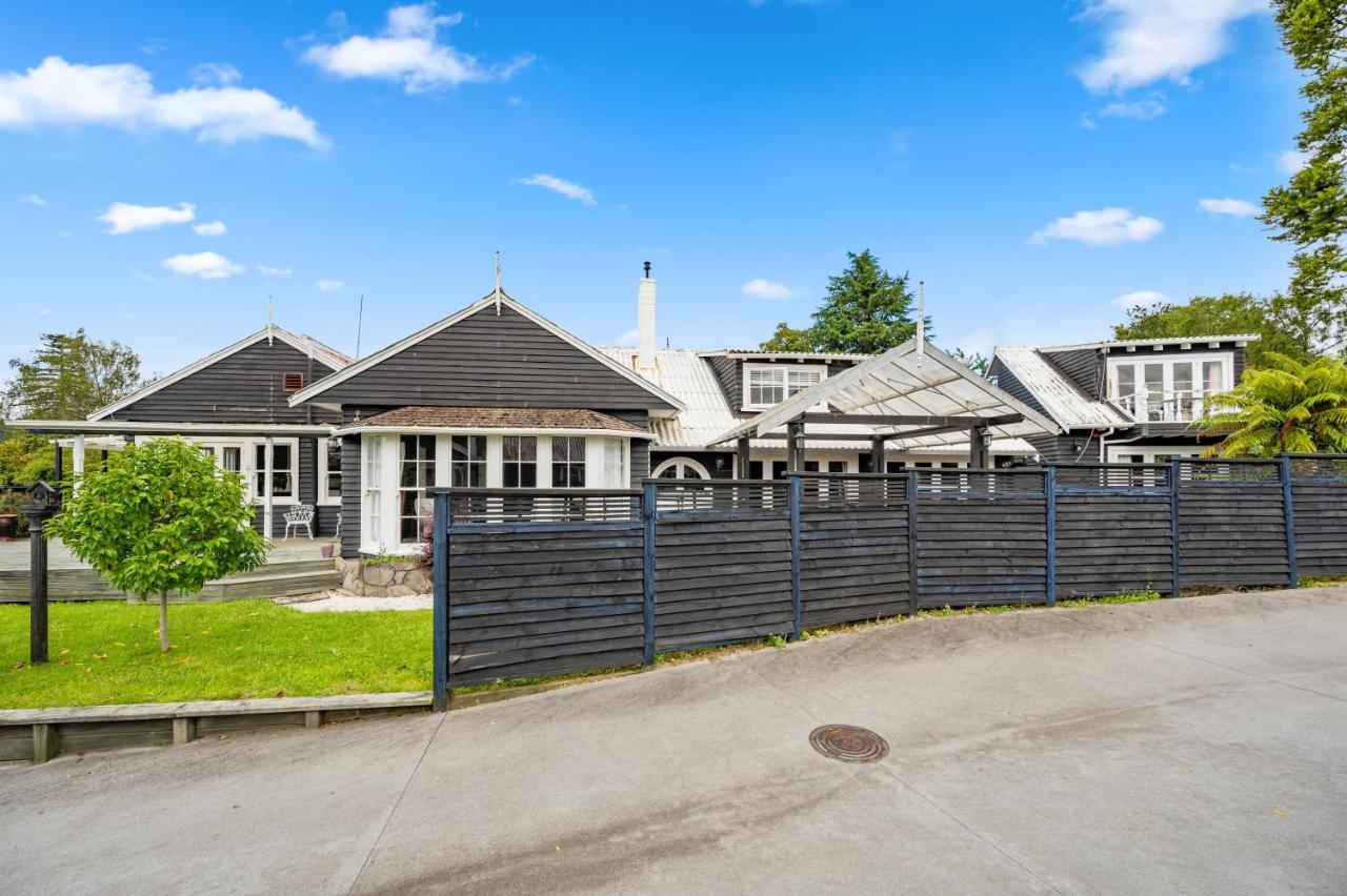 Springfield Rise Lodge - Rotorua Holiday Home Exterior foto